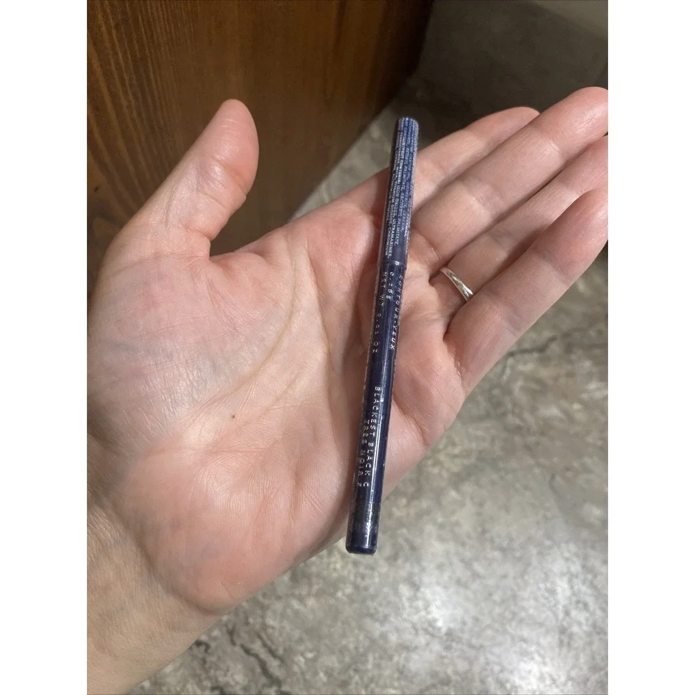 Avon Glimmerstick Eyeliner -Blackest Black- Brand New in Packaging Sealed‎